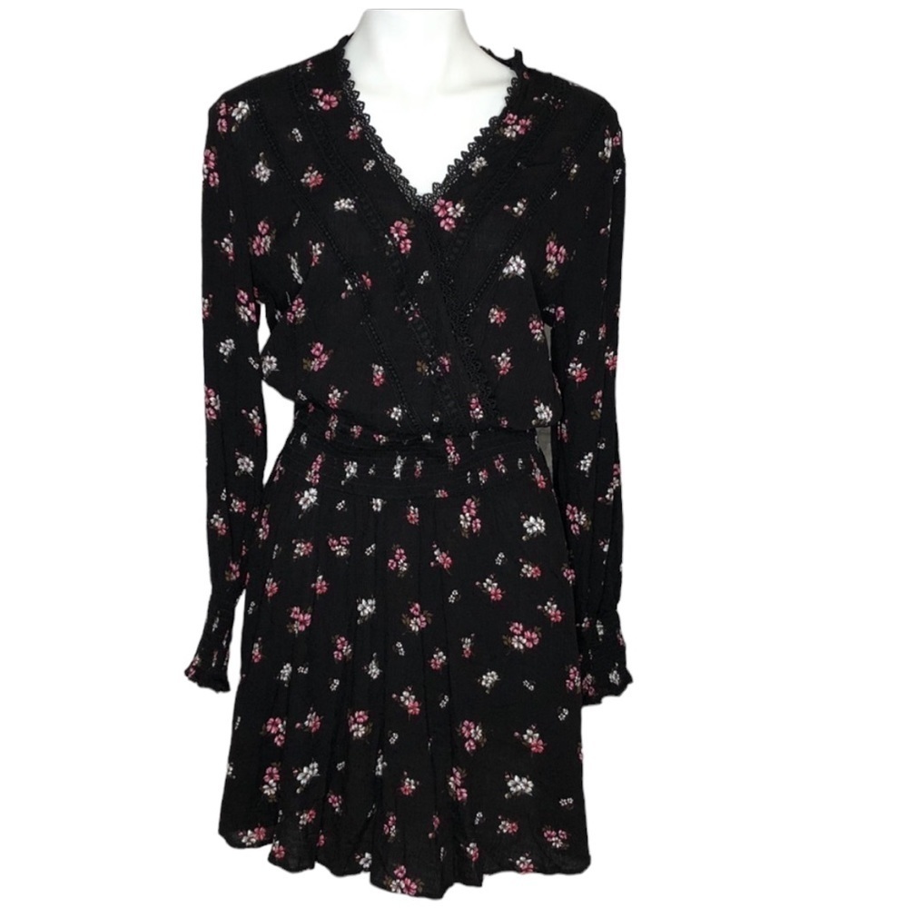 American Rag floral long sleeve dress, NWT medium - Picture 2 of 8